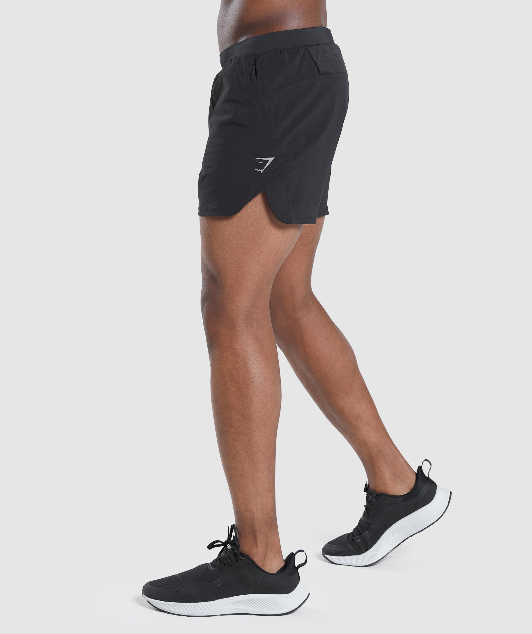 Black Men's Gymshark Speed Evolve 5" Shorts | NWYTLA-437