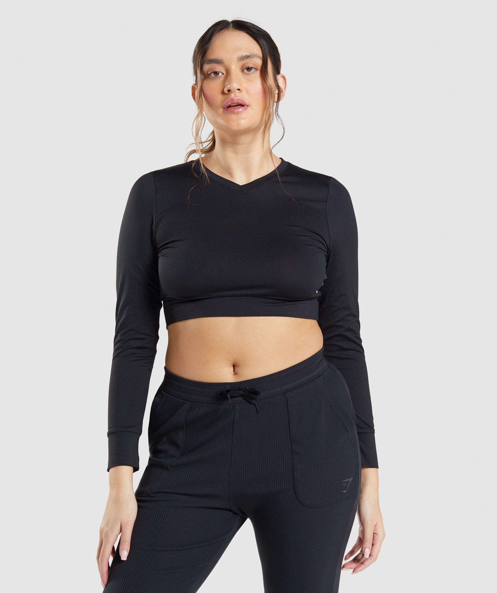 Black Women's Gymshark Pause Open Back Long Sleeve Crop Tops | ZWFPOY-763