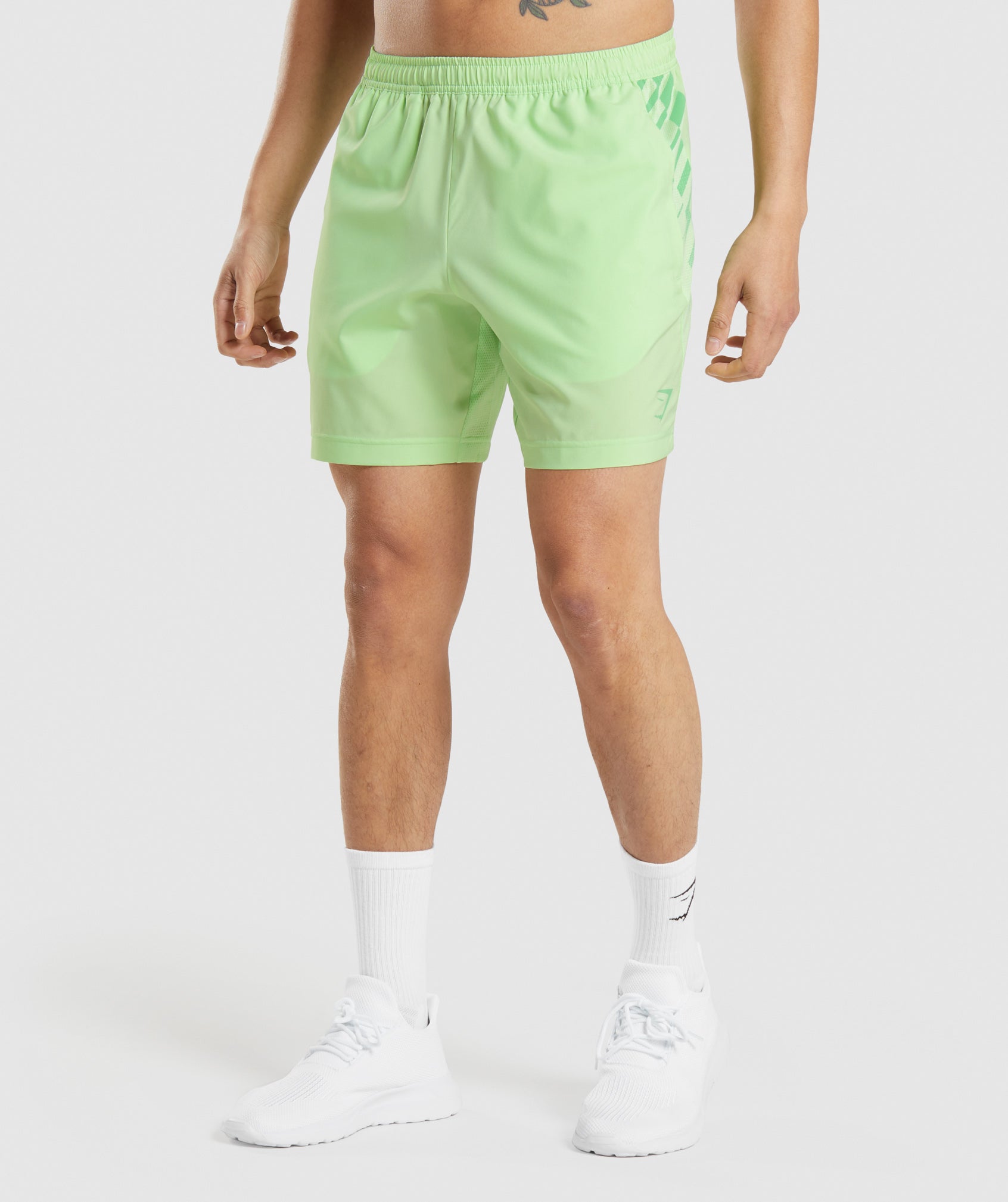 Green Men's Gymshark Sport Stripe 7" Shorts | MRVKQJ-706