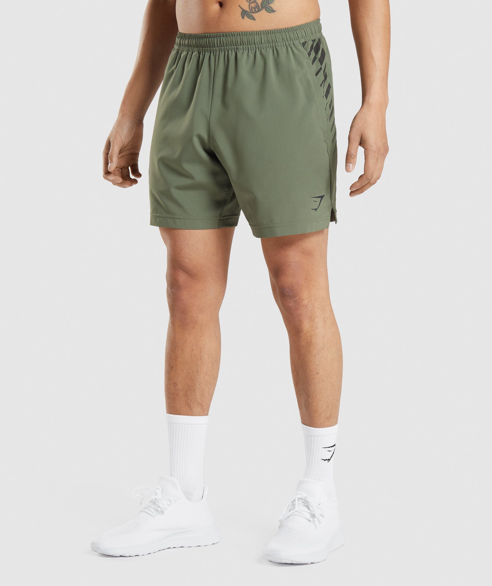 Olive Men's Gymshark Sport Stripe 7" Shorts | UBPMHW-235