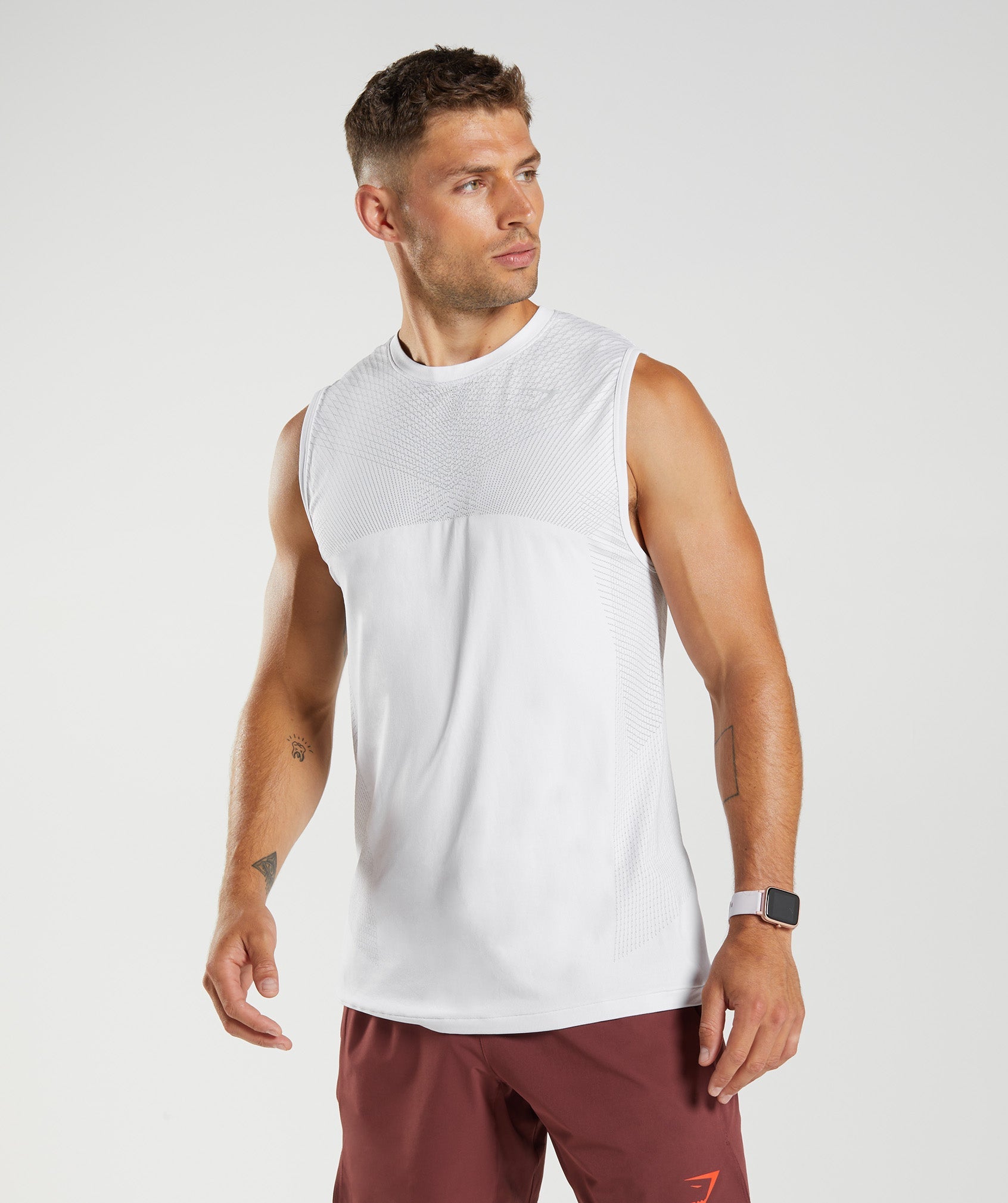 White Men's Gymshark Apex Seamless Tanks | ZFNHRS-397