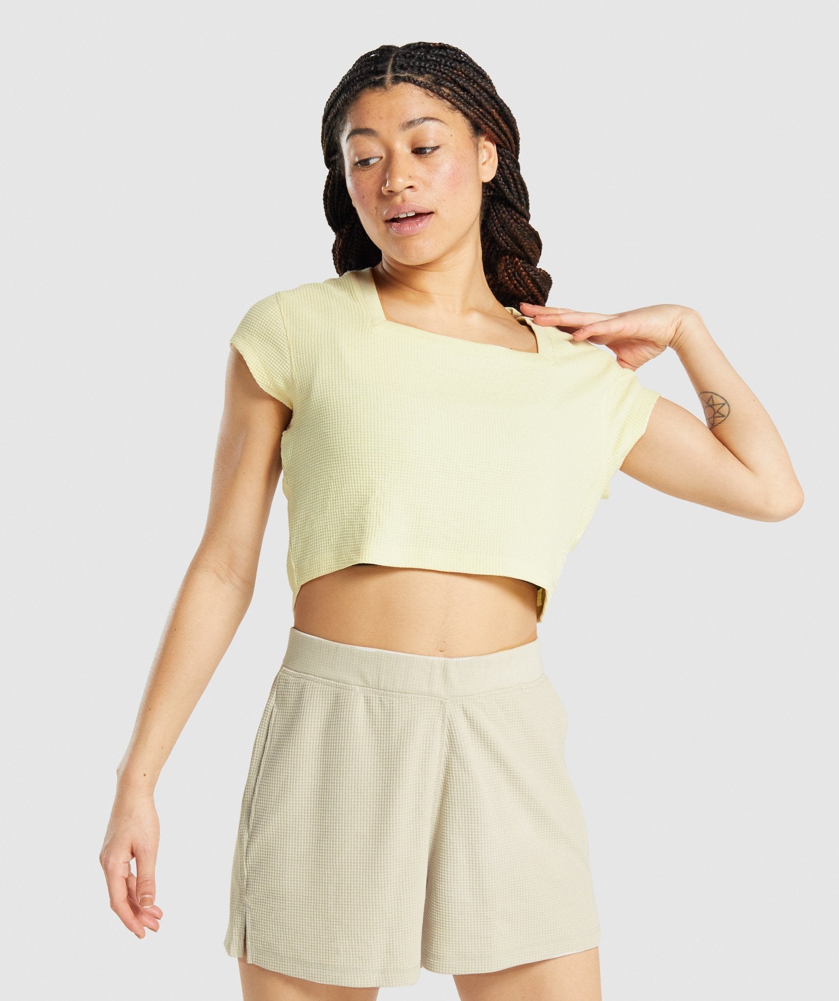 Yellow Women's Gymshark Pause Crop Tops | YBSMIG-792