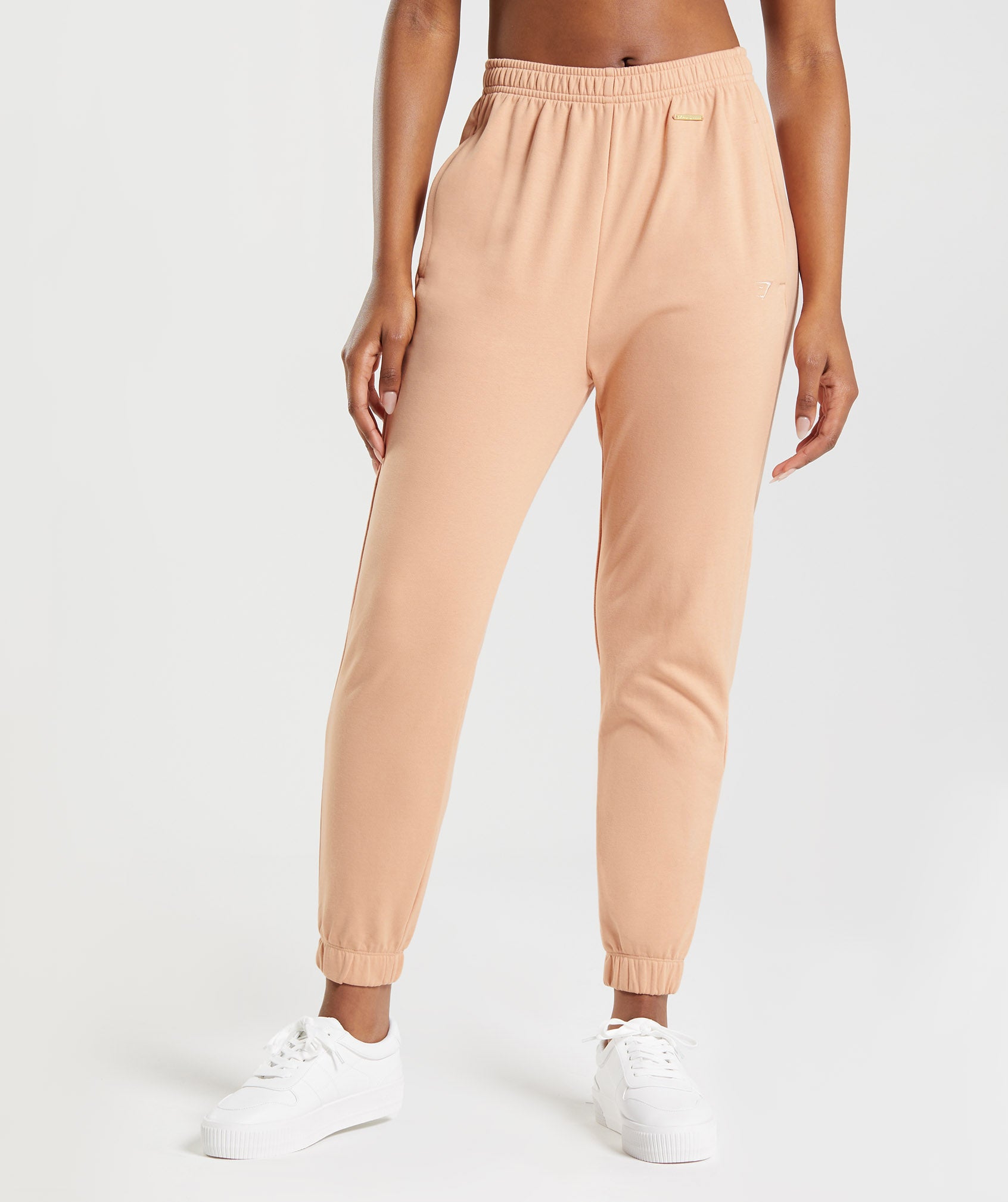 Beige Women\'s Gymshark Whitney Loose Jogger | XOMFPY-281