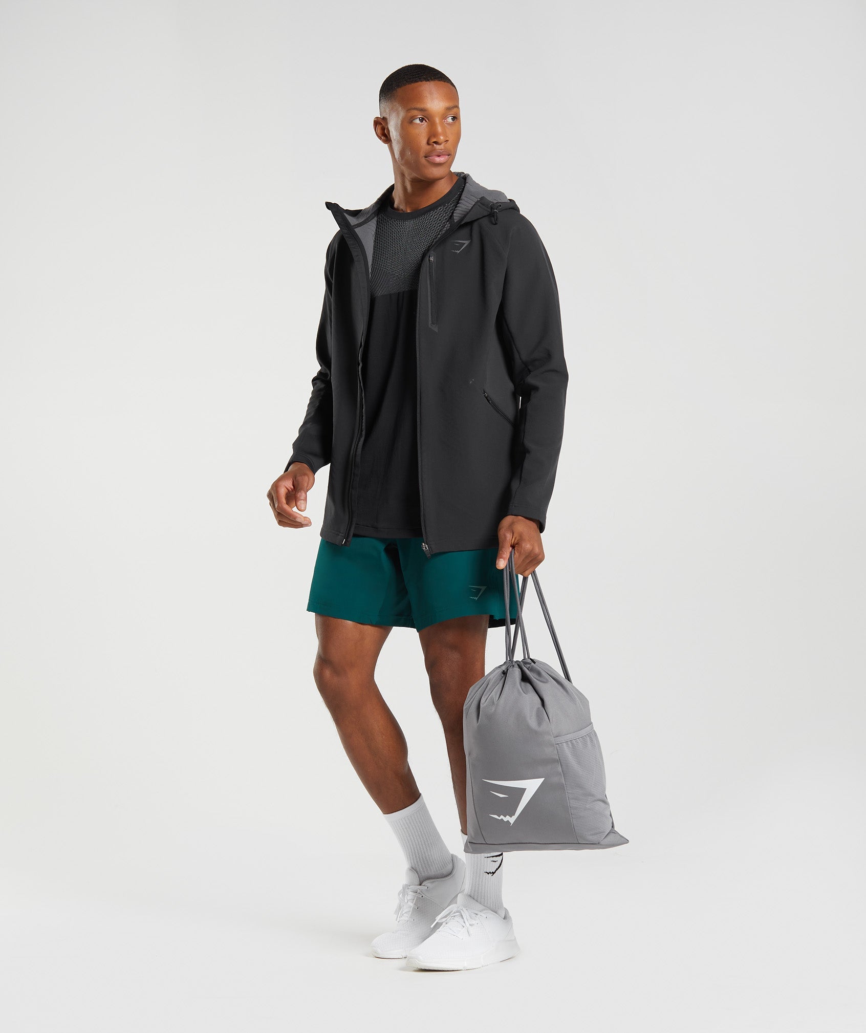 Black Men's Gymshark Apex Jackets | QYLJOE-862