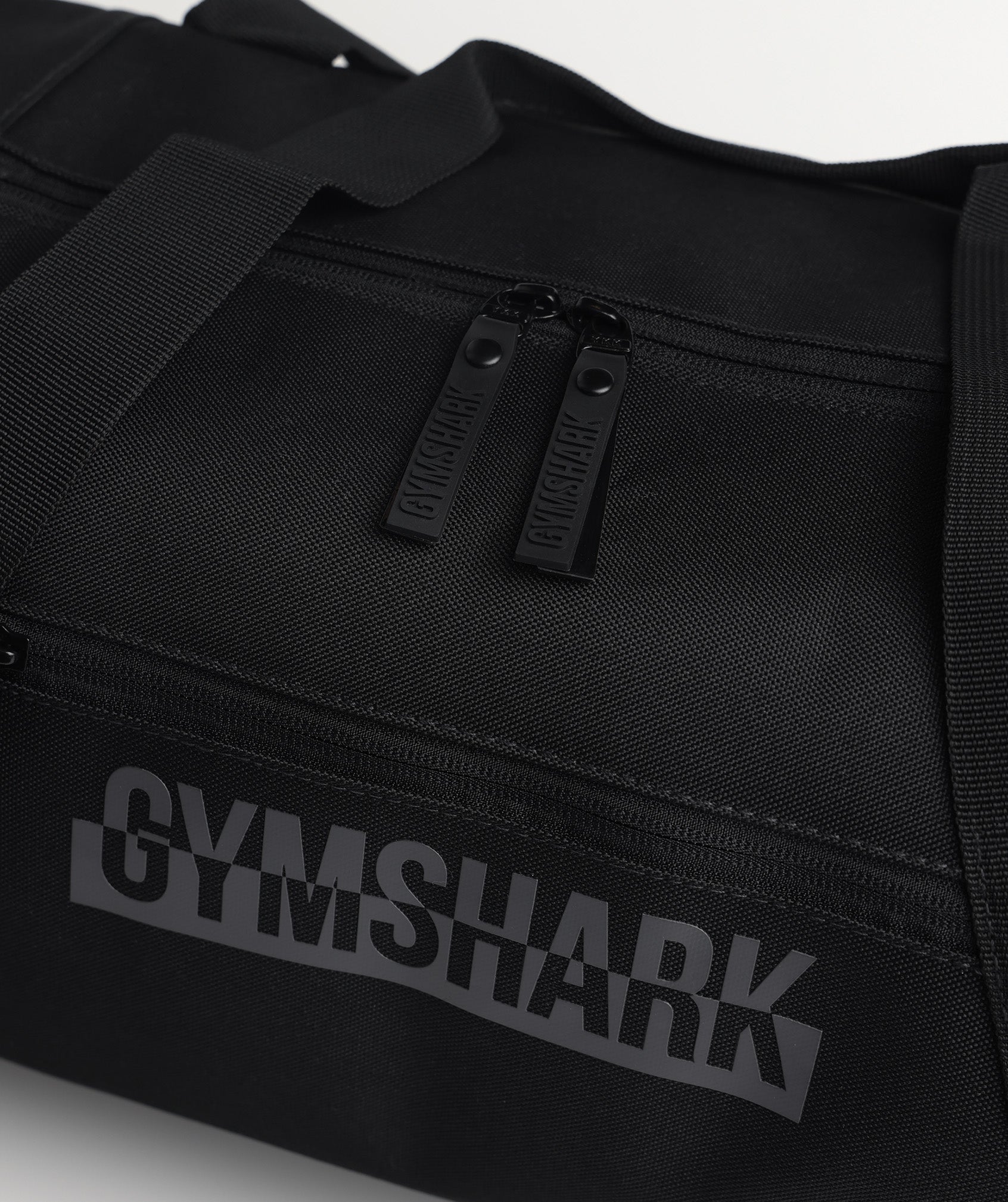 Black Men's Gymshark Bold Barrel Bags | LTGWBM-793