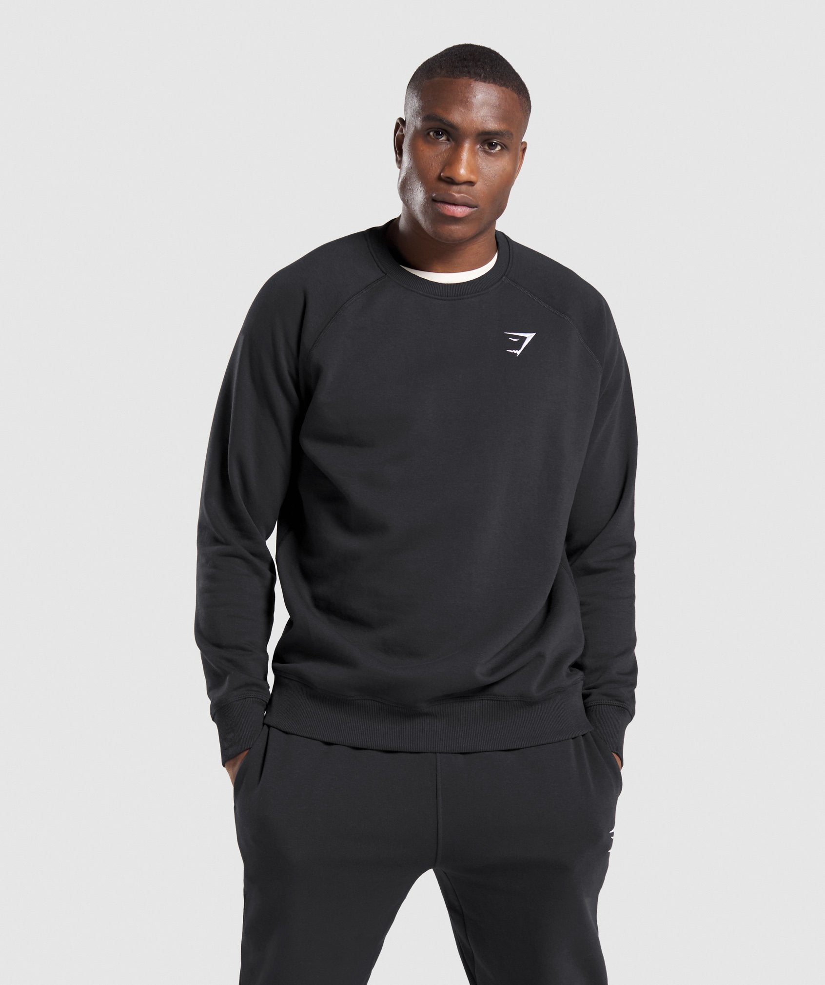 Black Men\'s Gymshark Crest Sweatshirts | QXFBJL-183