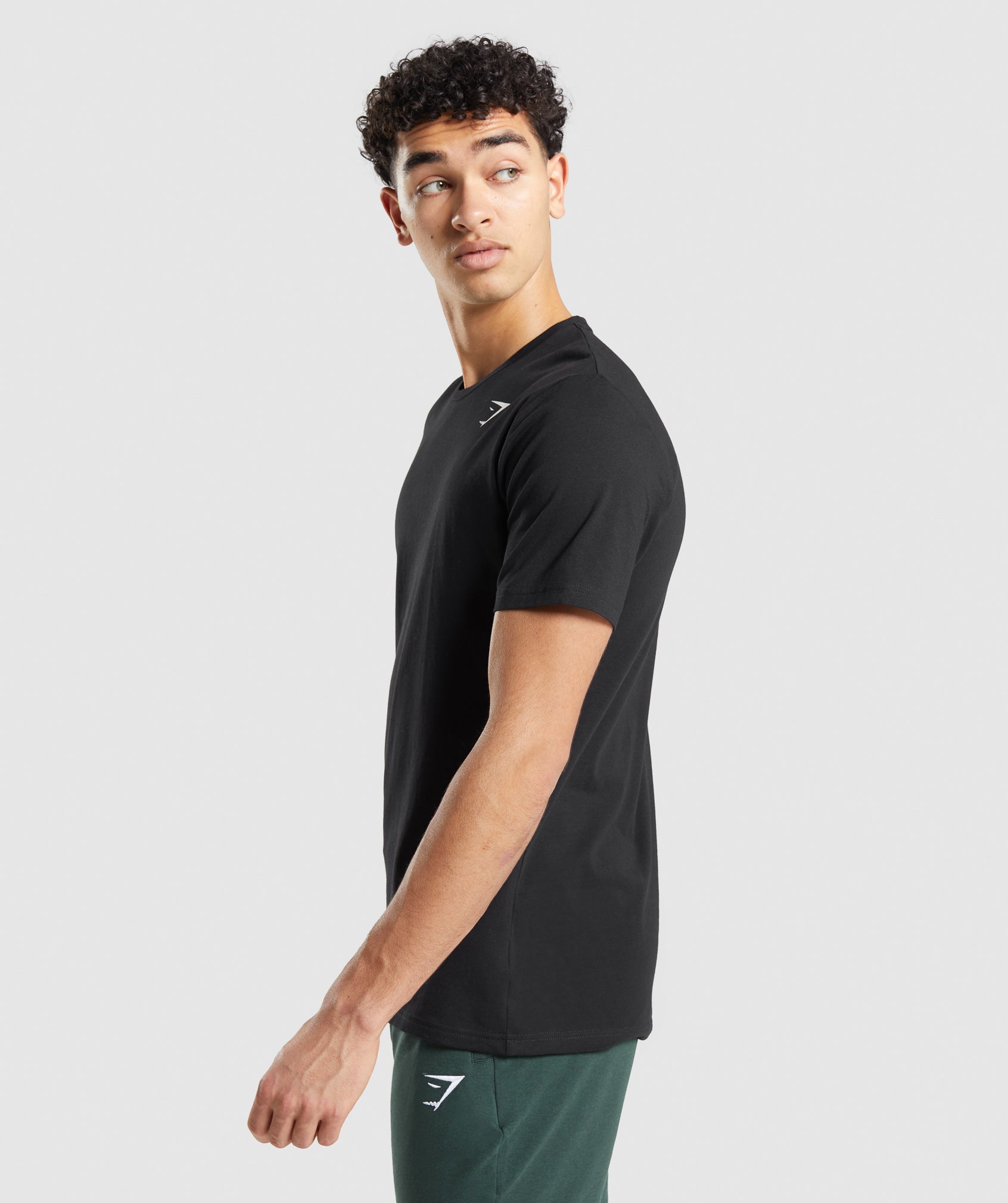 Black Men's Gymshark Essential T Shirts | ZEDUHG-146