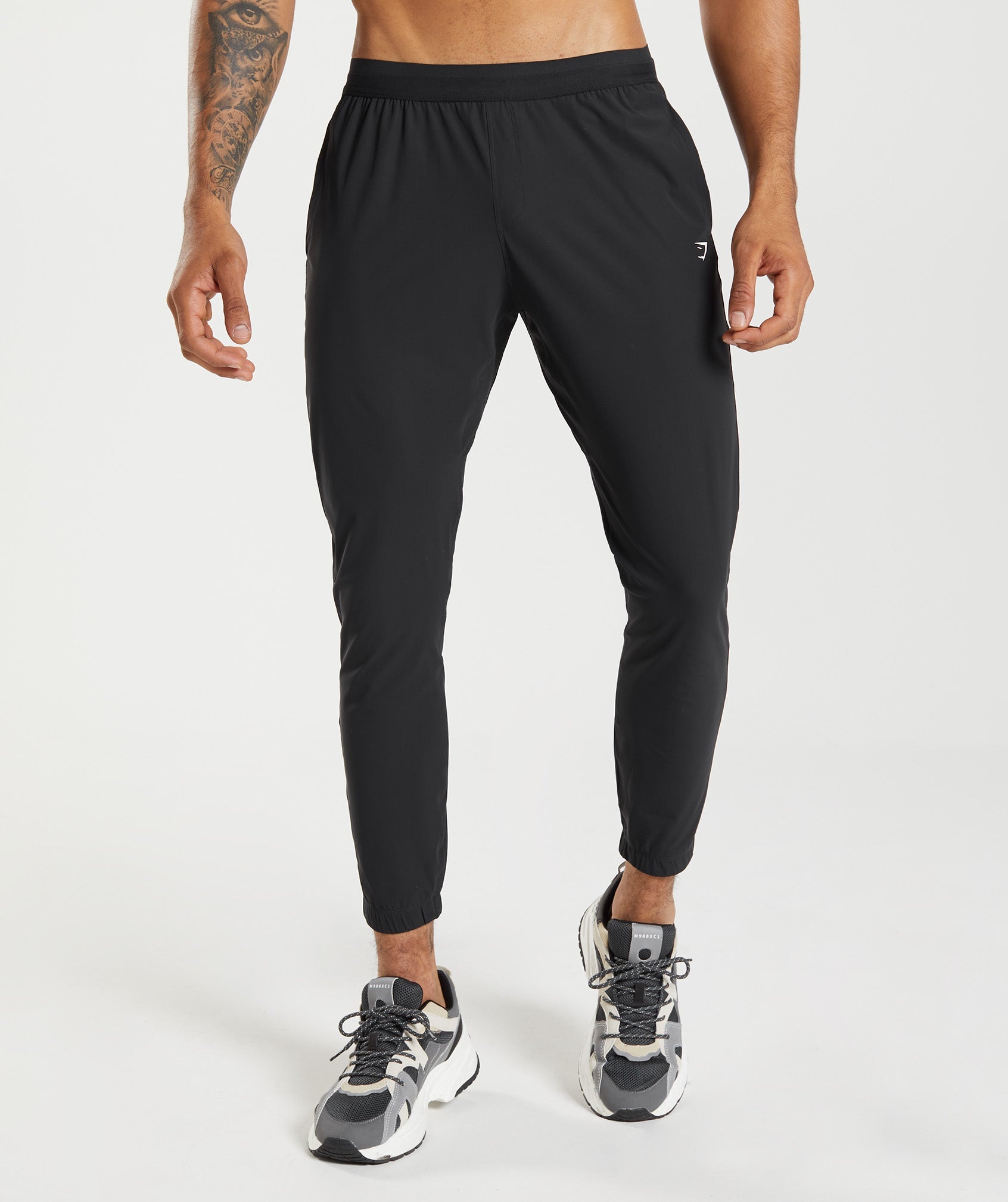 Black Men\'s Gymshark Studio Jogger | KRHDSY-530