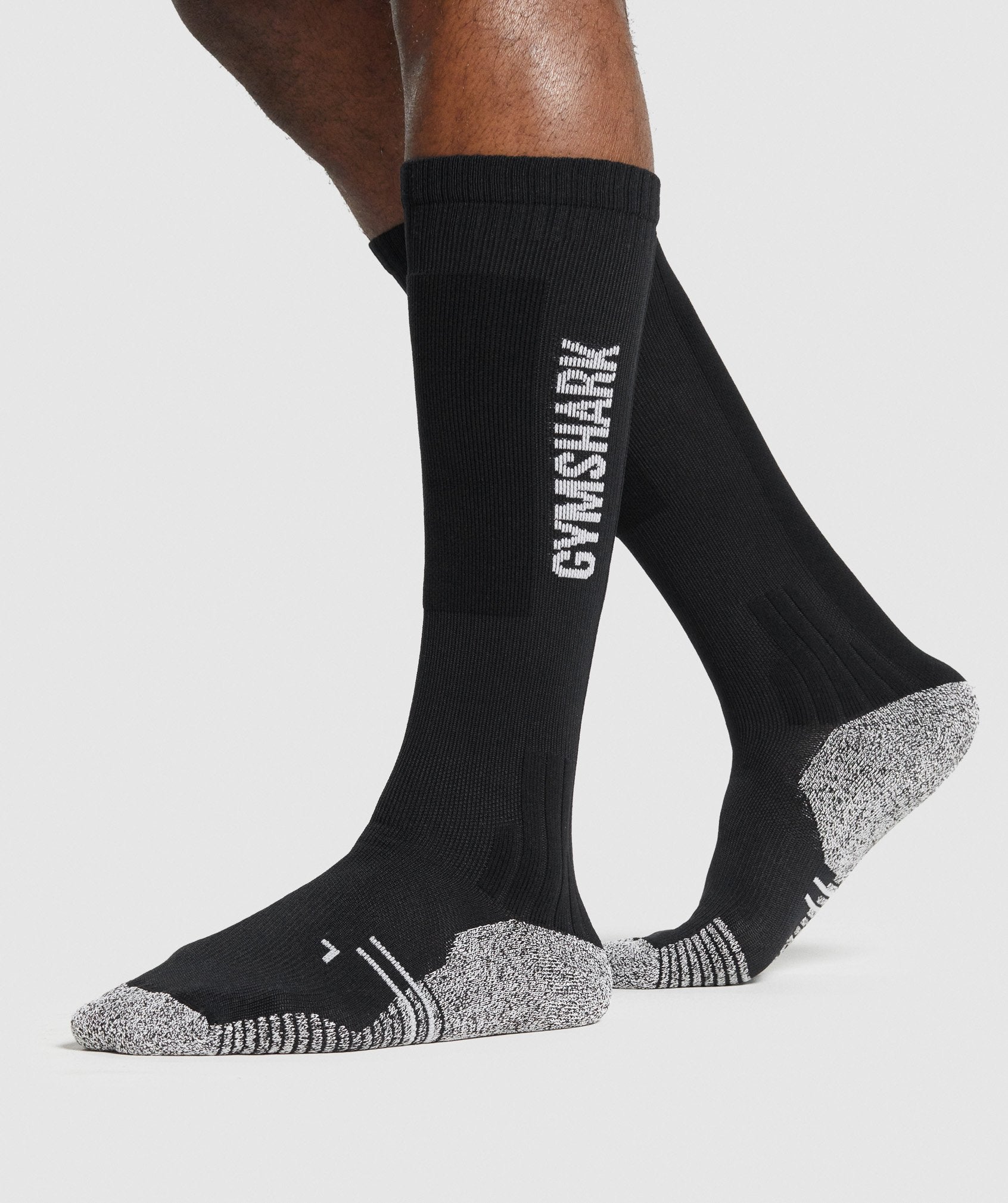 Black Men\'s Gymshark Weightlifting Socks | JNDYGH-407