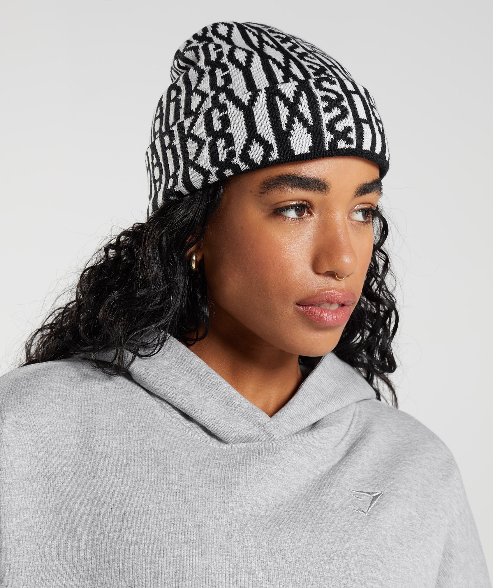 Black / White Men's Gymshark Reversable Jacquard Beanie Hats | HIUJKA-674