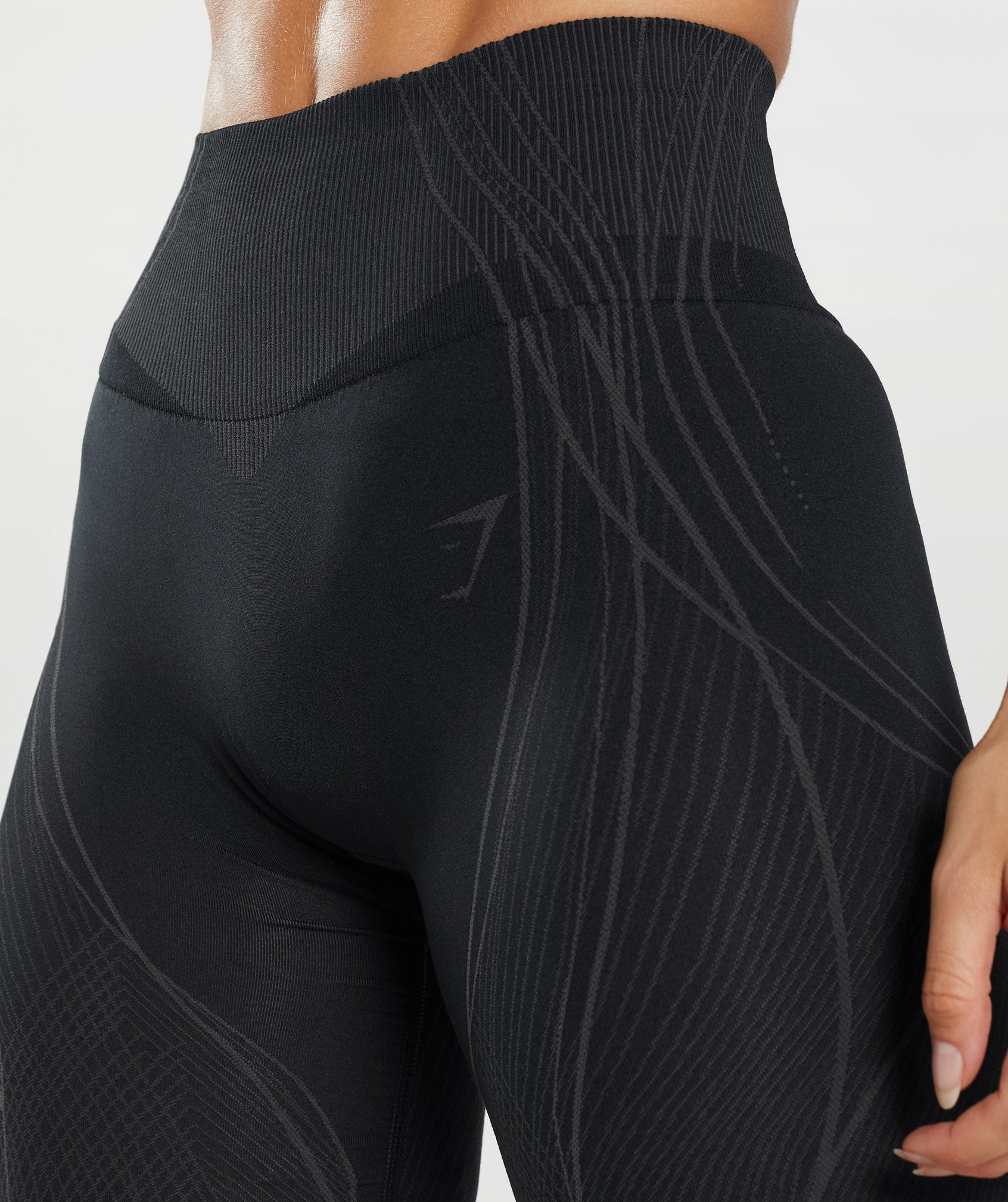 Black Women's Gymshark Apex Seamless Shorts | FRAOLC-685