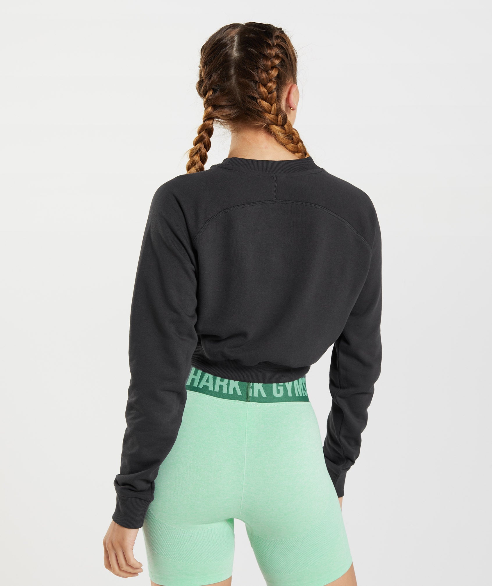 Black Women's Gymshark Training Cropped Sweaters | YZXBQP-214