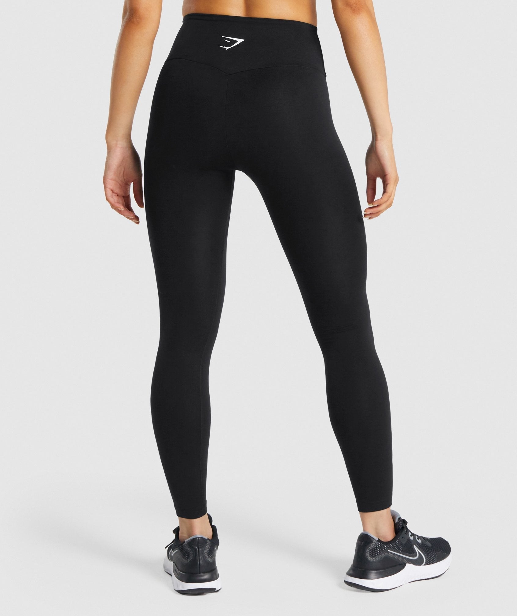 Black Women's Gymshark Training Leggings | SPACXT-297