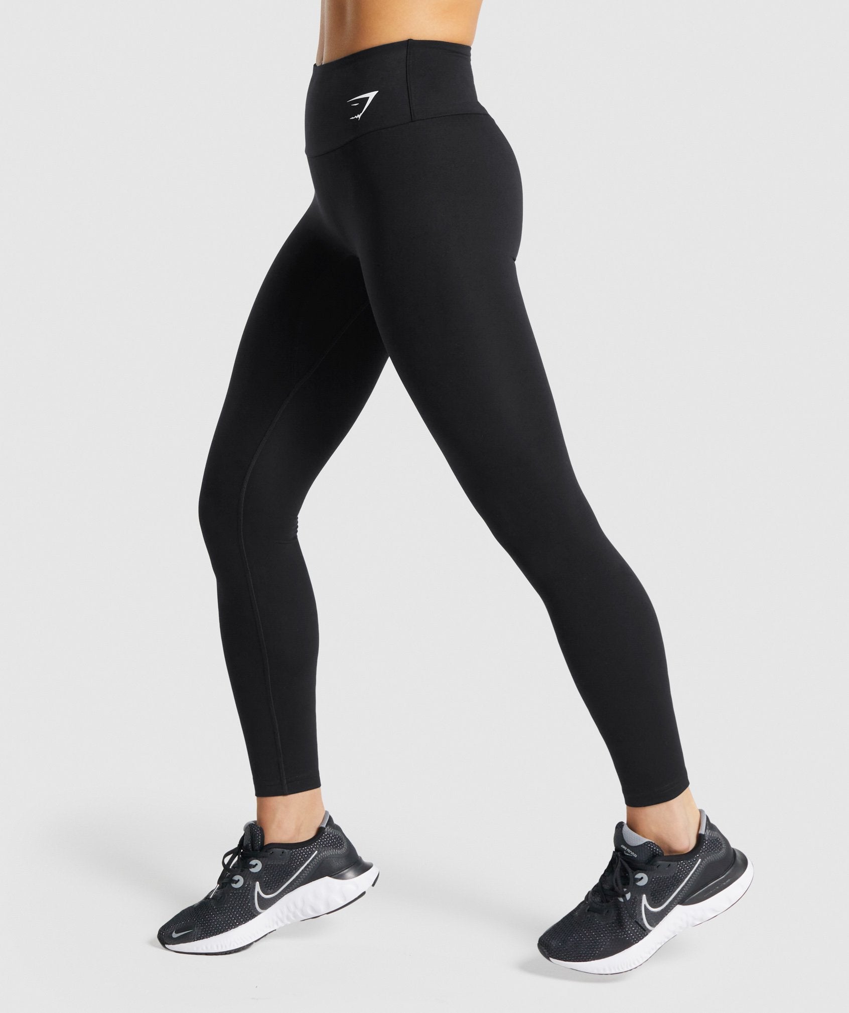 Black Women's Gymshark Training Leggings | SPACXT-297