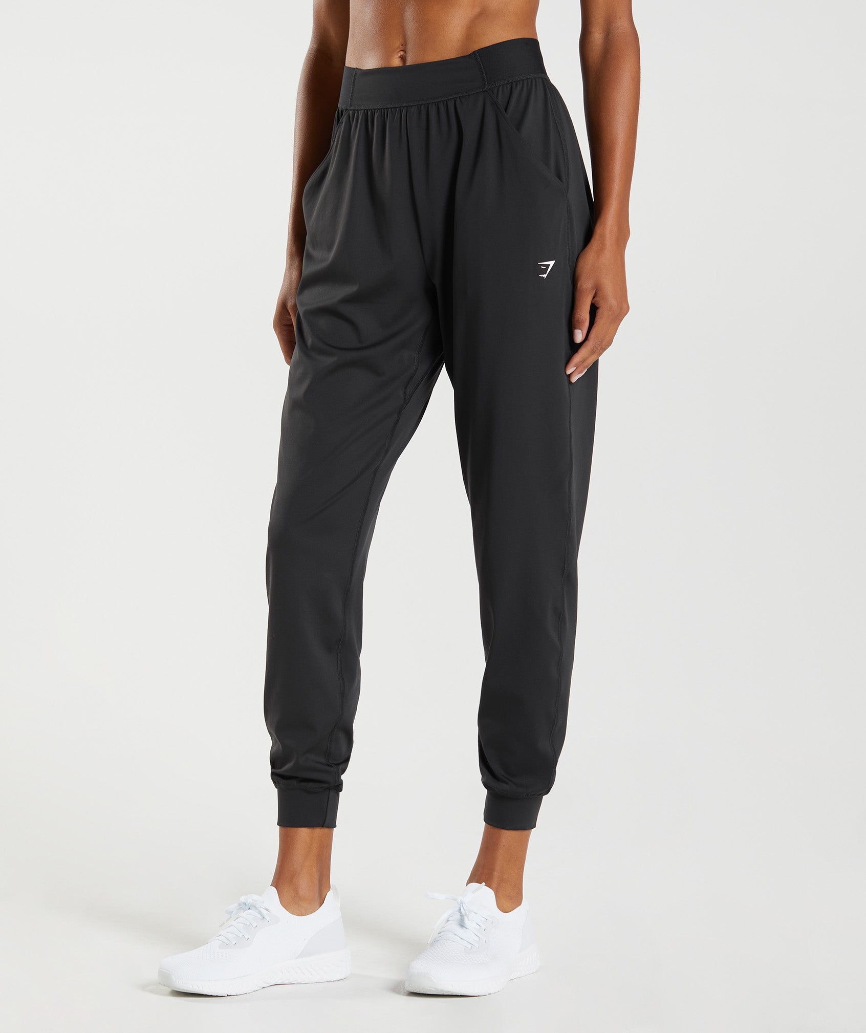 Black Women\'s Gymshark Training Performance Jogger | TAGMIW-517