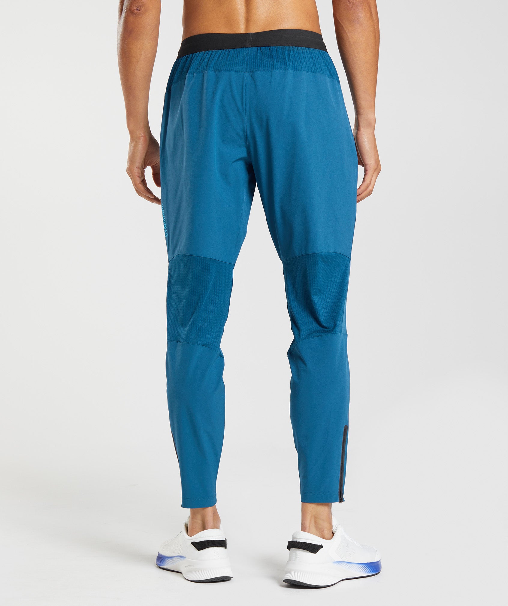 Blue Men's Gymshark Hybrid Woven Jogger | EVCOAG-542