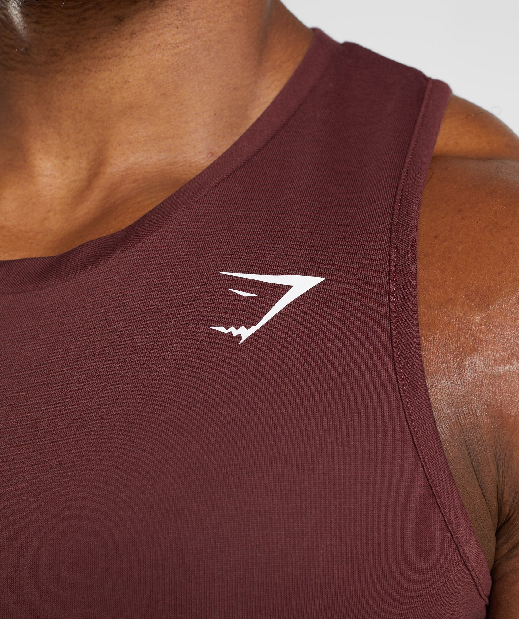 Burgundy Men's Gymshark React Tanks | UCHVFJ-473