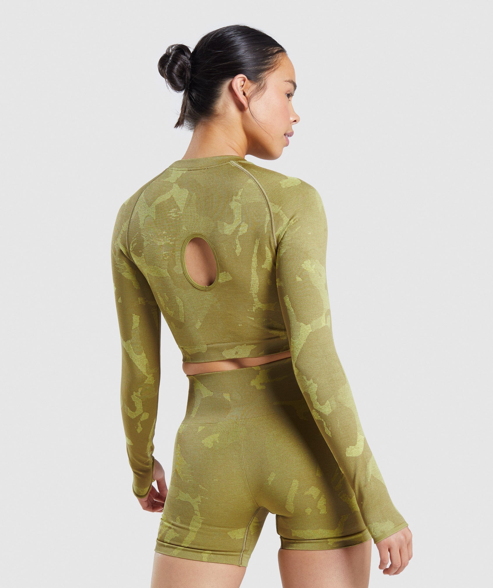 Green Women's Gymshark Adapt Camo Seamless Long Sleeve Crop Tops | YGBKWL-458