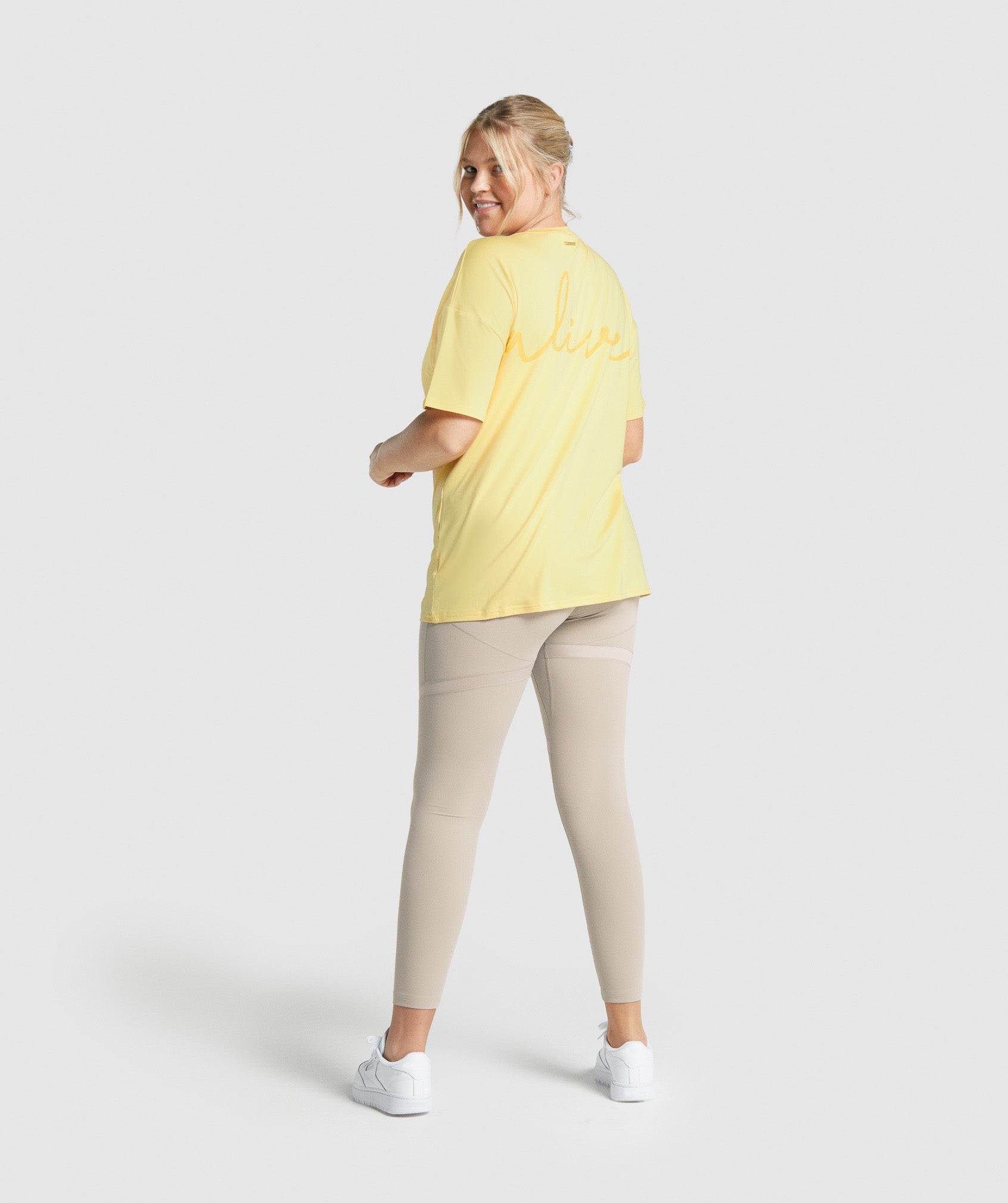 Lemon Women's Gymshark Whitney Oversized T Shirts | FXEGQS-602