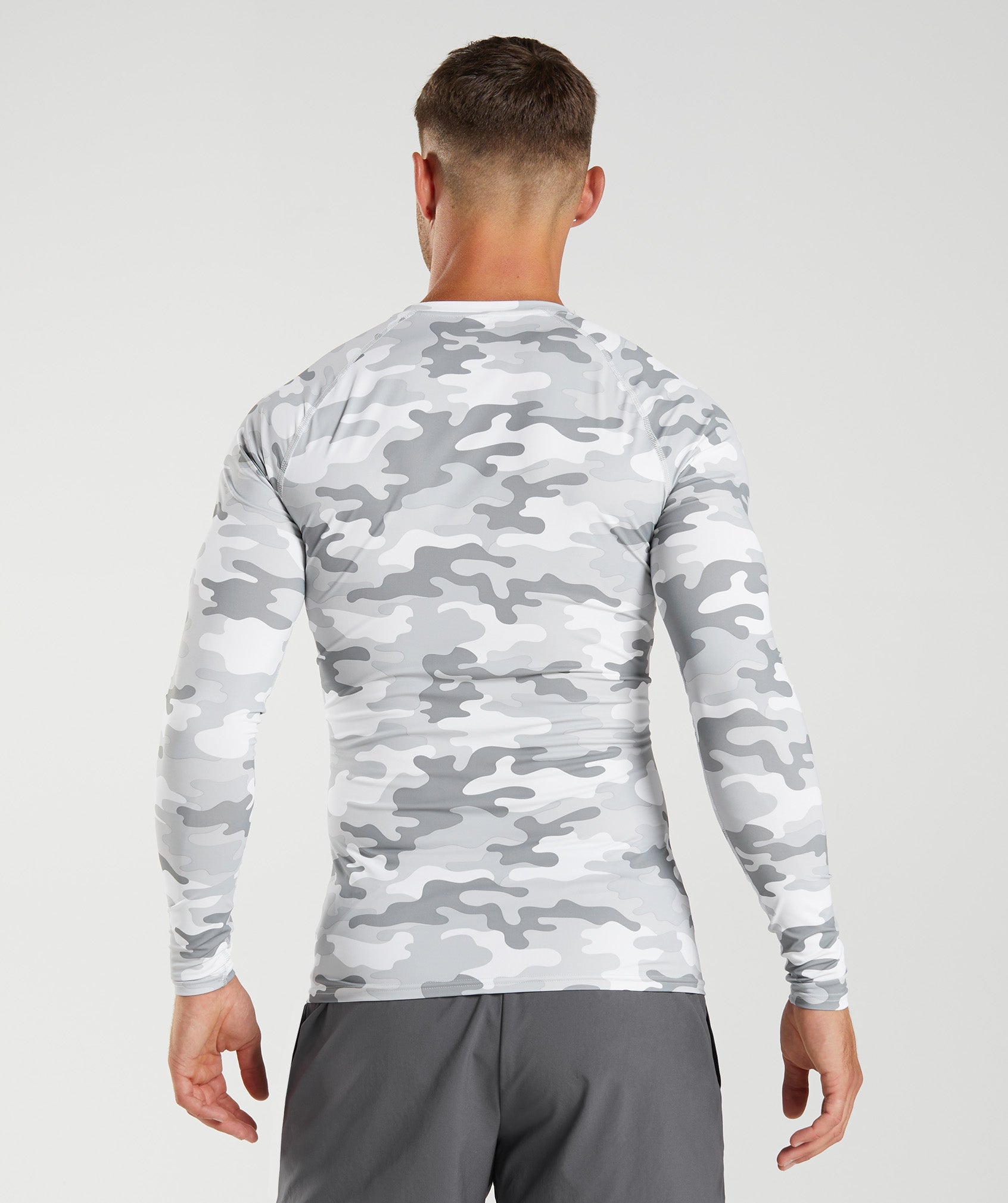 Light Grey Men's Gymshark Element Baselayer Long Sleeve Tops | RYFAIH-820