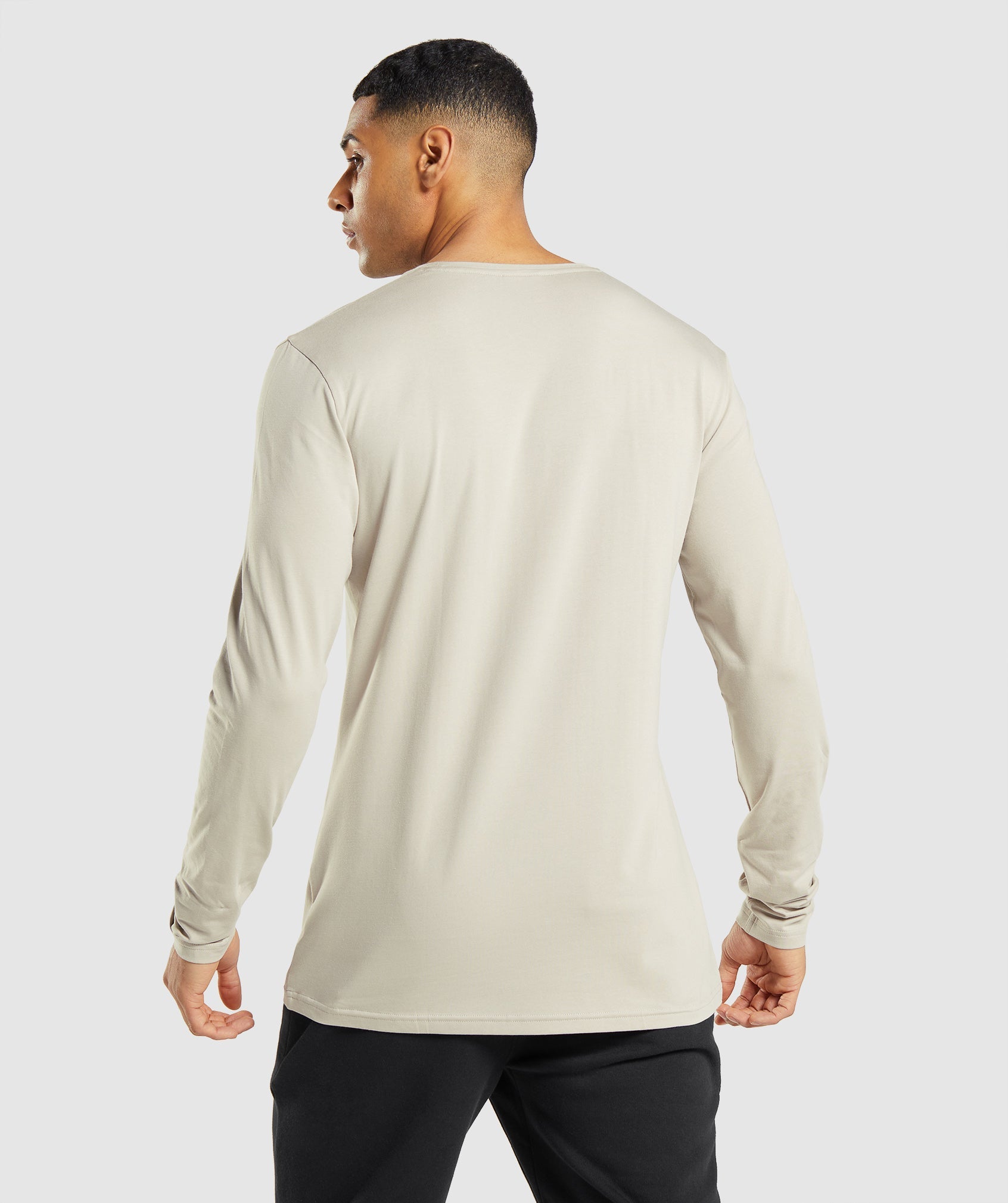 Light Grey Men's Gymshark Essential Long Sleeve T-Shirt- Pebble Grey T Shirts | NWBVFH-941