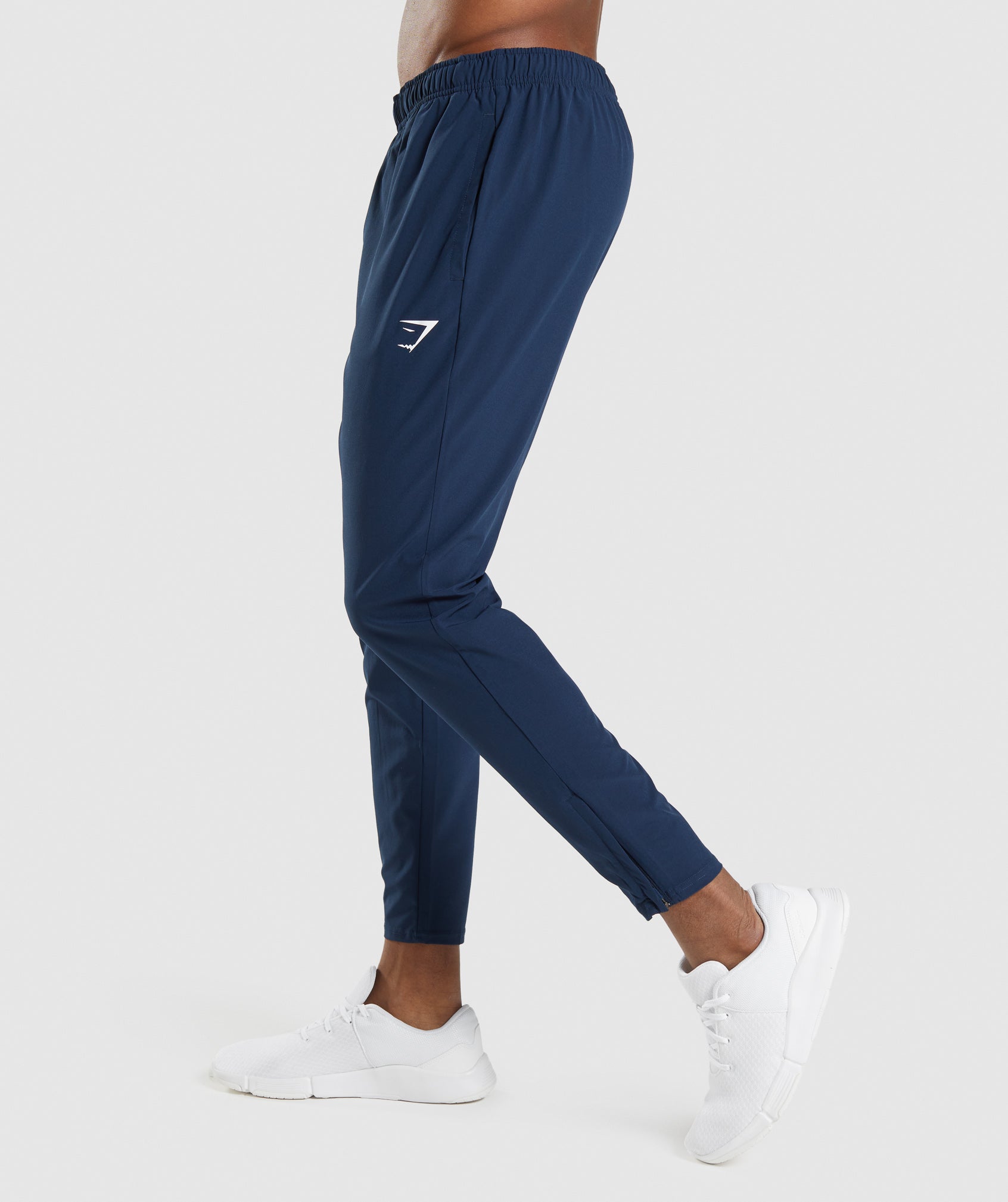 Navy Men's Gymshark Arrival Woven Jogger | UKMQGE-753