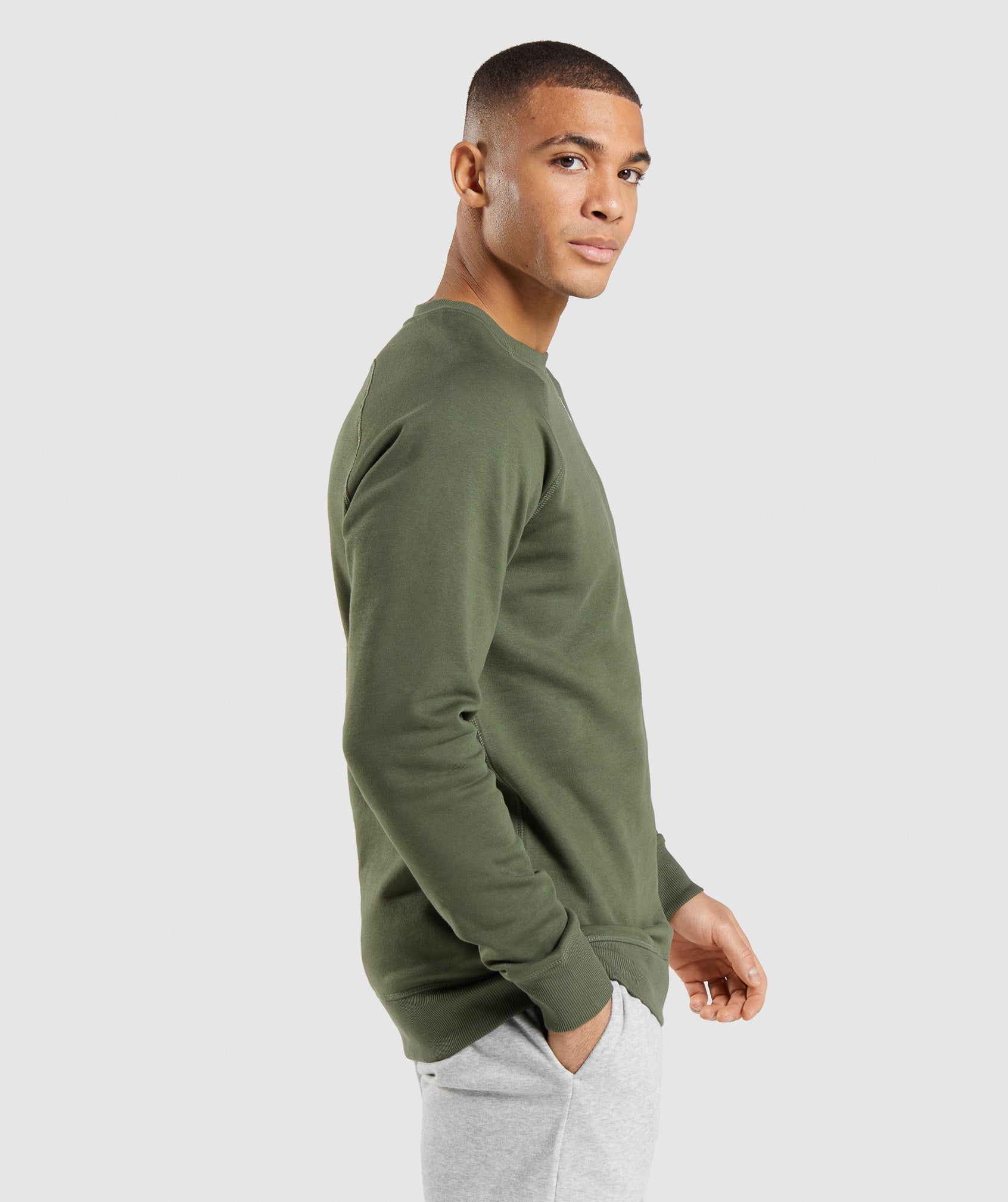 Olive Men's Gymshark Crest Sweatshirts | SOKGYT-751