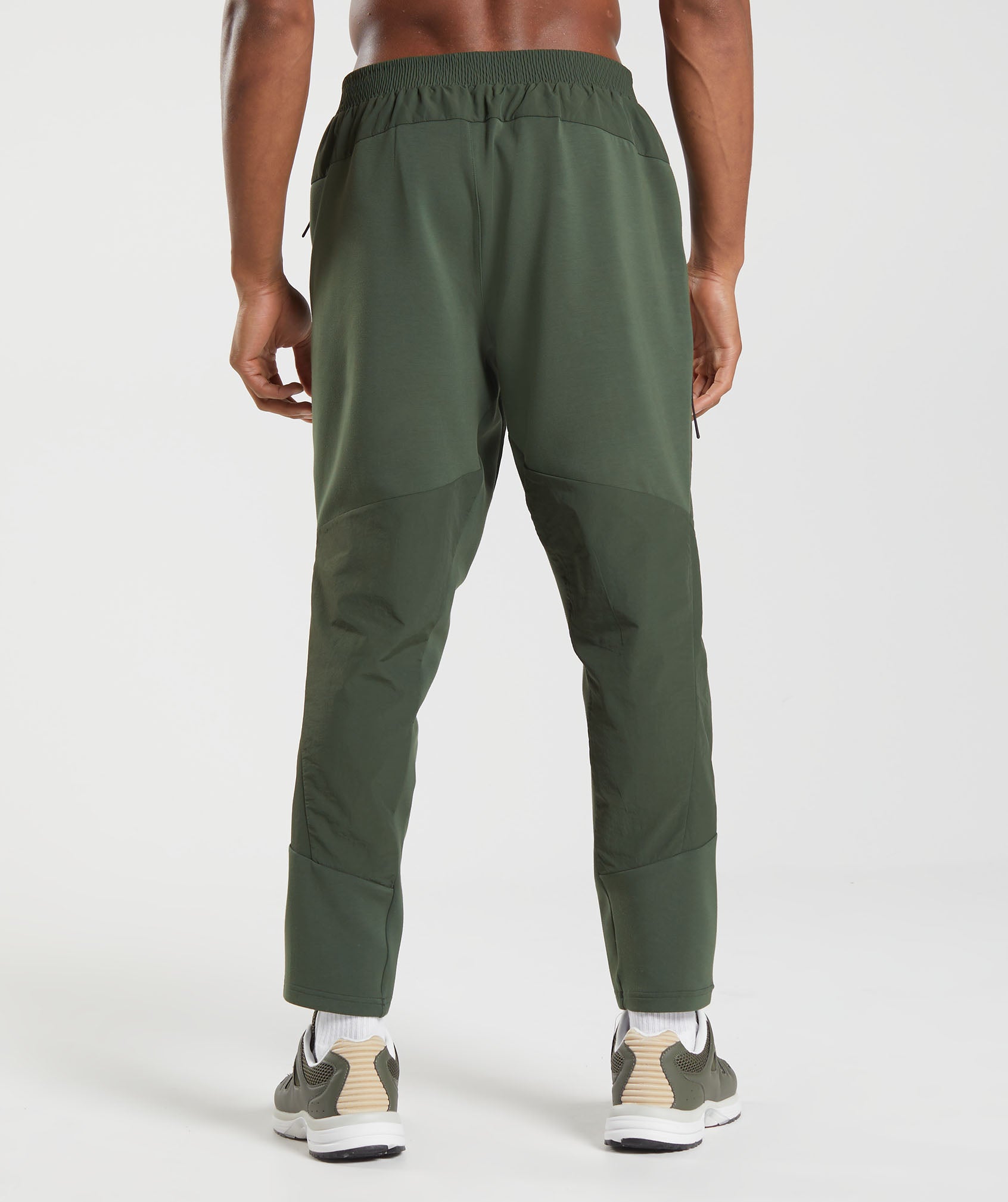 Olive Men's Gymshark Retake Woven Jogger | NCLYTF-938