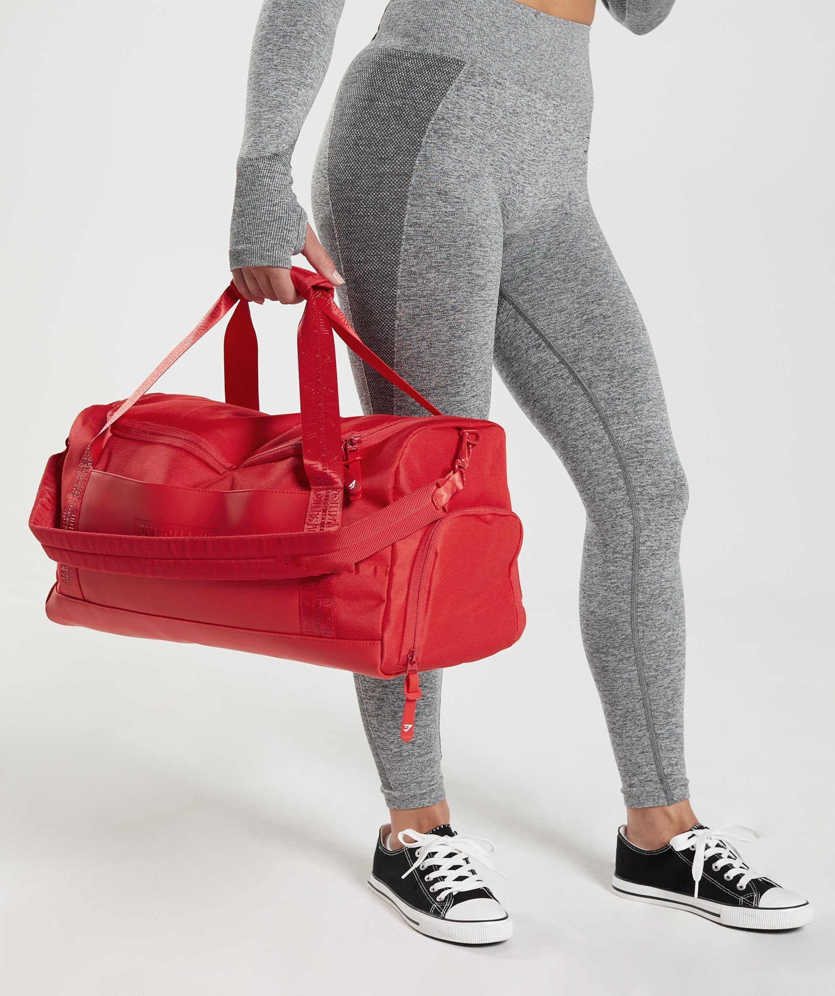 Red Women's Gymshark Small Everyday Holdall Bags | BGVRXL-365