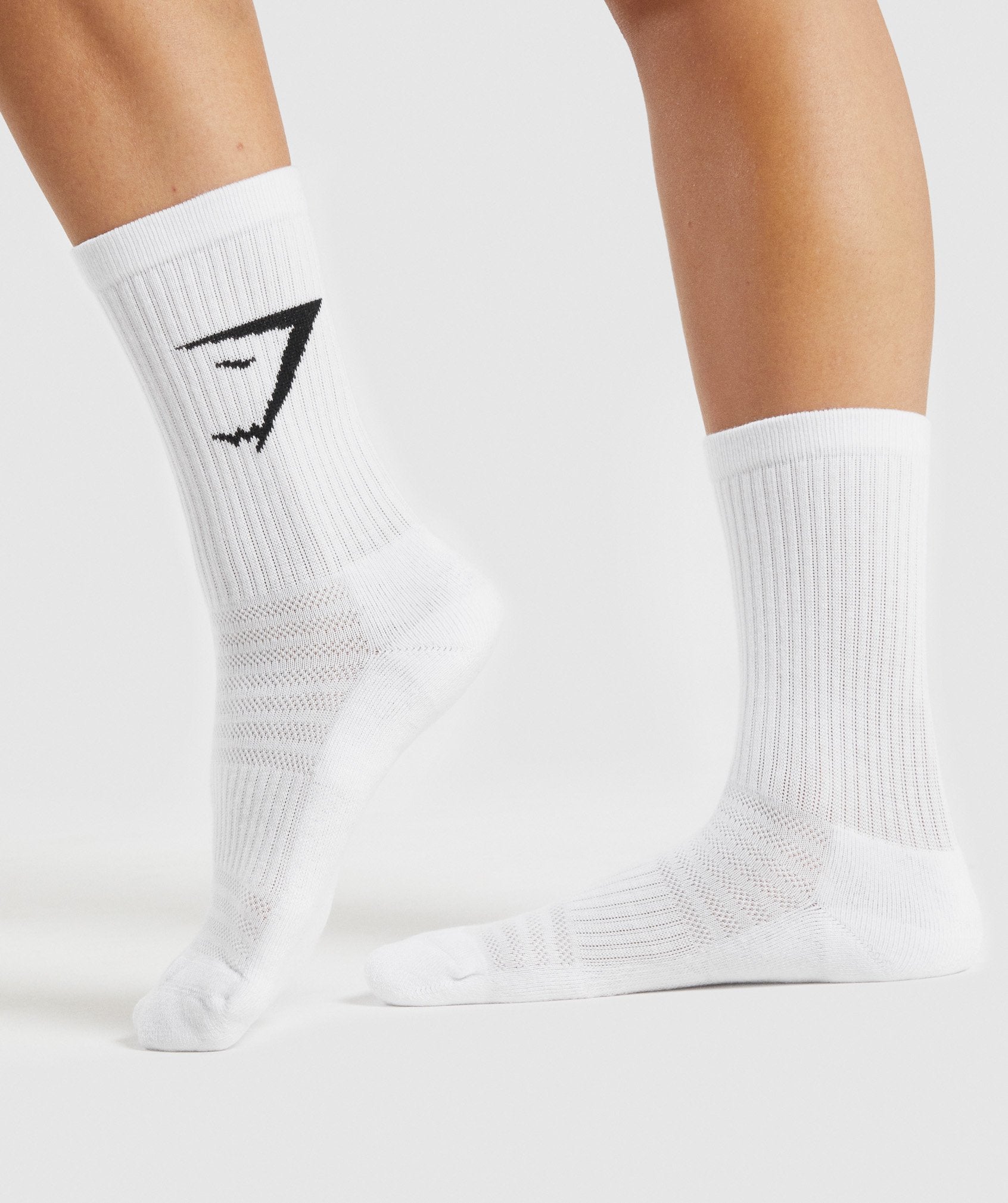 White Women's Gymshark Crew 3pk Socks | FCKBYP-297