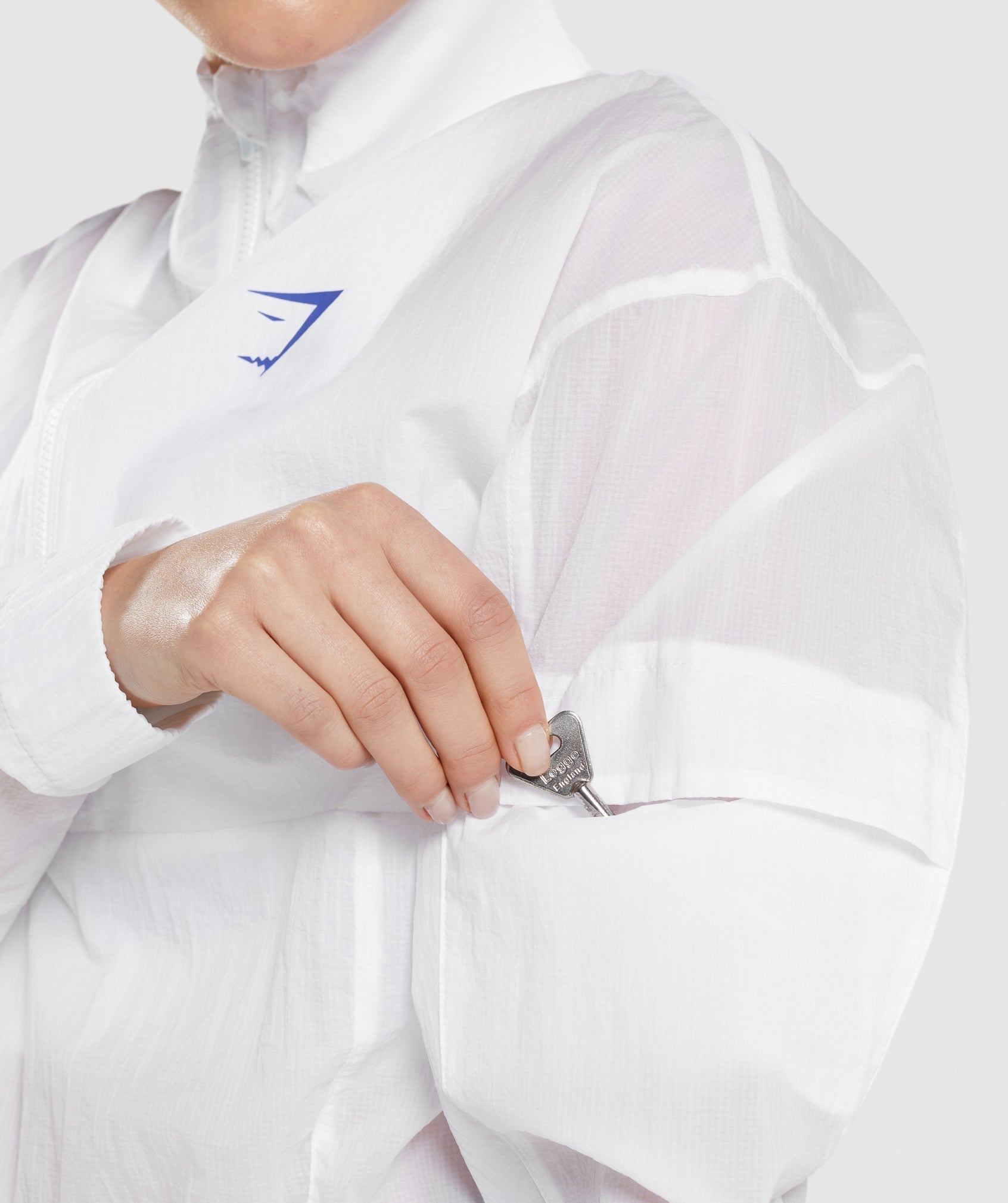 White Women's Gymshark Pulse Woven Jackets | BDUTRG-286